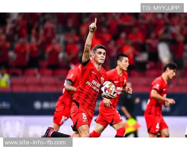 上海海港U15队在青少年精英联赛第二阶段以3比0战胜北京国安U15队展现强劲实力