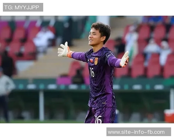 李帅执教U19国足门将晒合照与三位年轻门将共迎新挑战